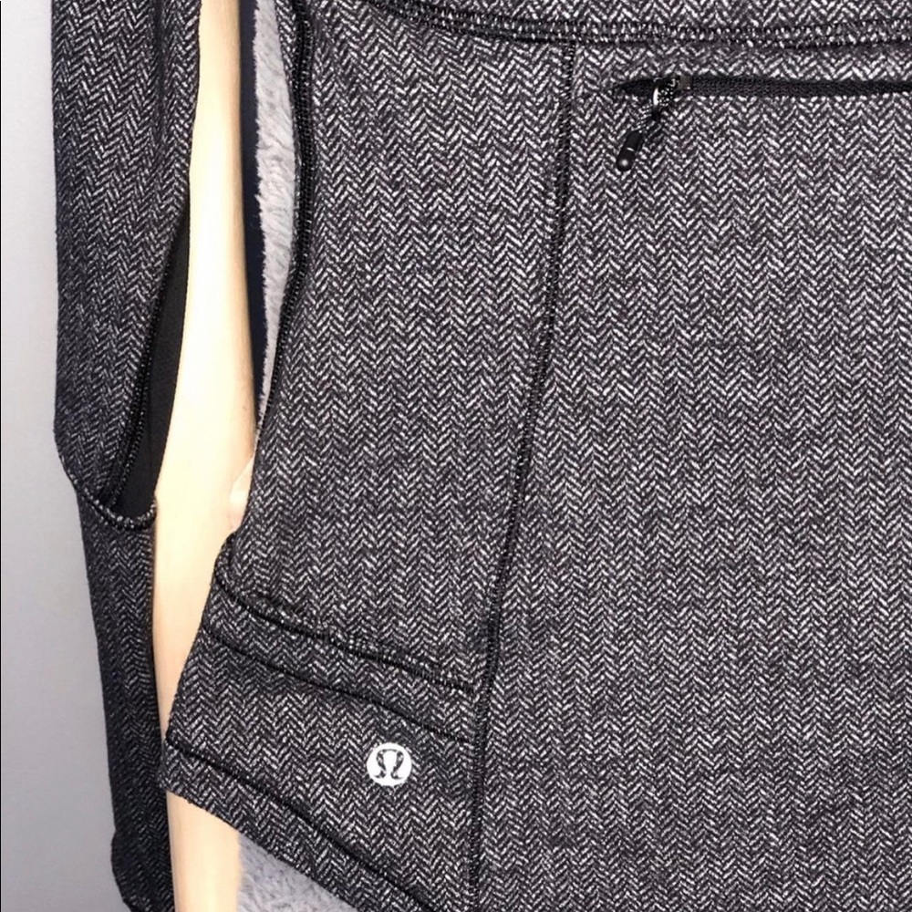 Lululemon Quarter Zip Pullover
